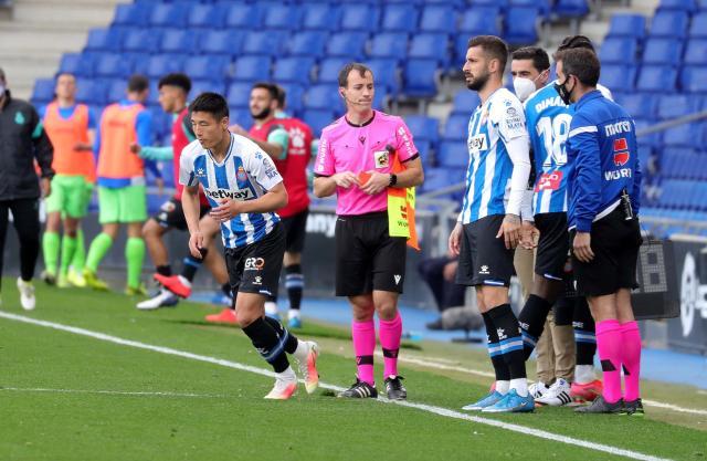 开云权威入口-武磊想回主力需改变踢法?我想他已经明白该怎么做